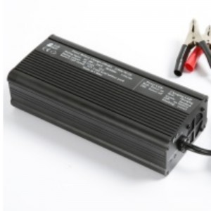 Luchtaire LiPo le haghaidh ceallraí 12V ~ 48V Li-ian / polaiméir 16.8V 29.4V 42.0V charger ceallraí